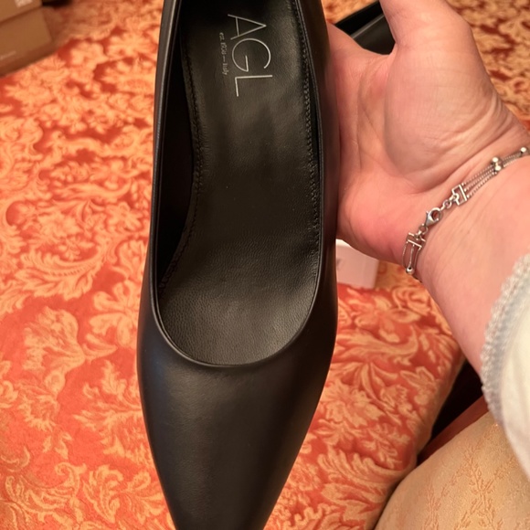 AGL - Tracy Block Heels NIB - NEW - size 11 - Reg $398. Black. - Picture 3 of 9